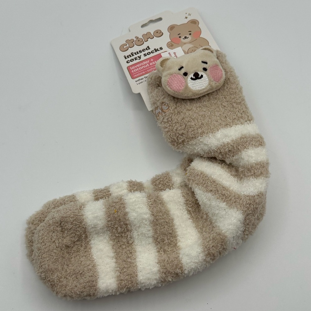 Cute Bear Fuzzy Striped Socks - Picture 1 of 3